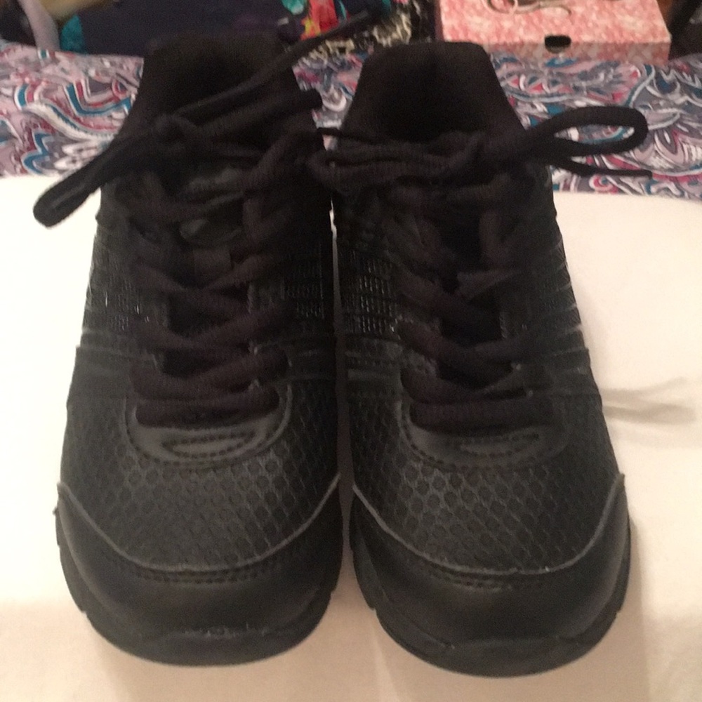 Unisex Athleteck NWOT Sneakers